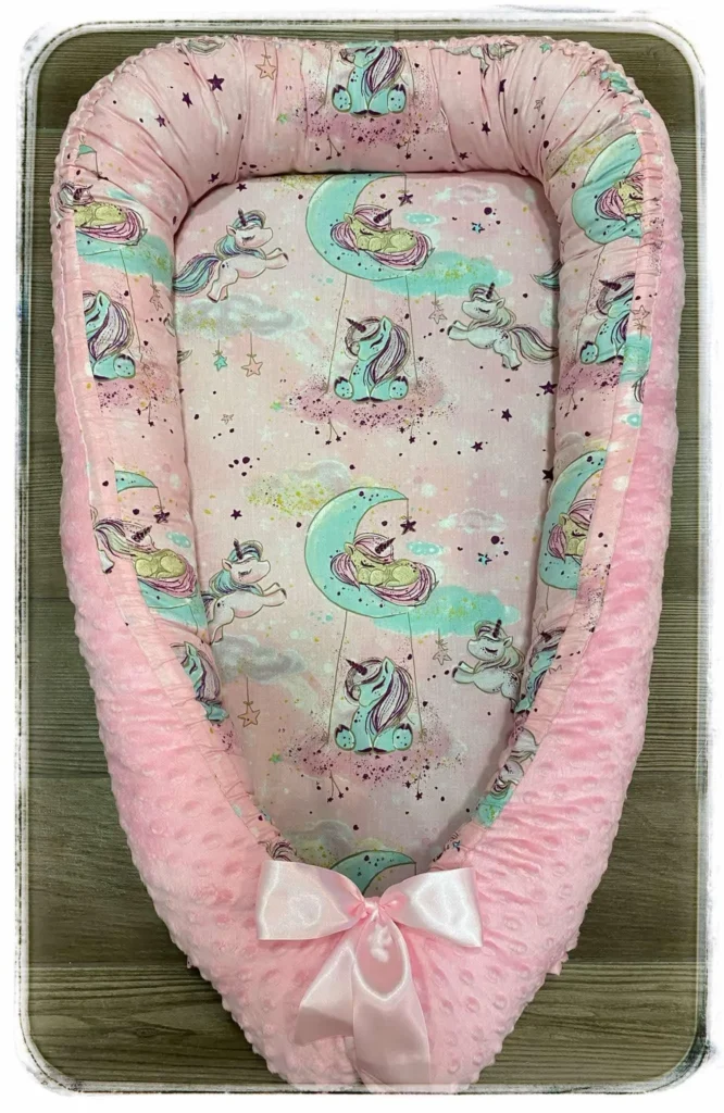 Unikornisos egyedi babafészek